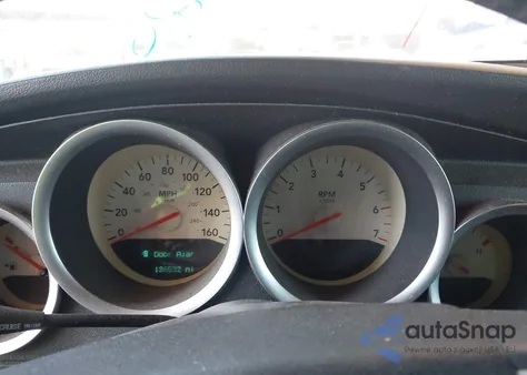 2005 Dodge Magnum Rt z USA, uszkodzony, nr VIN 2D8GV58295H683016